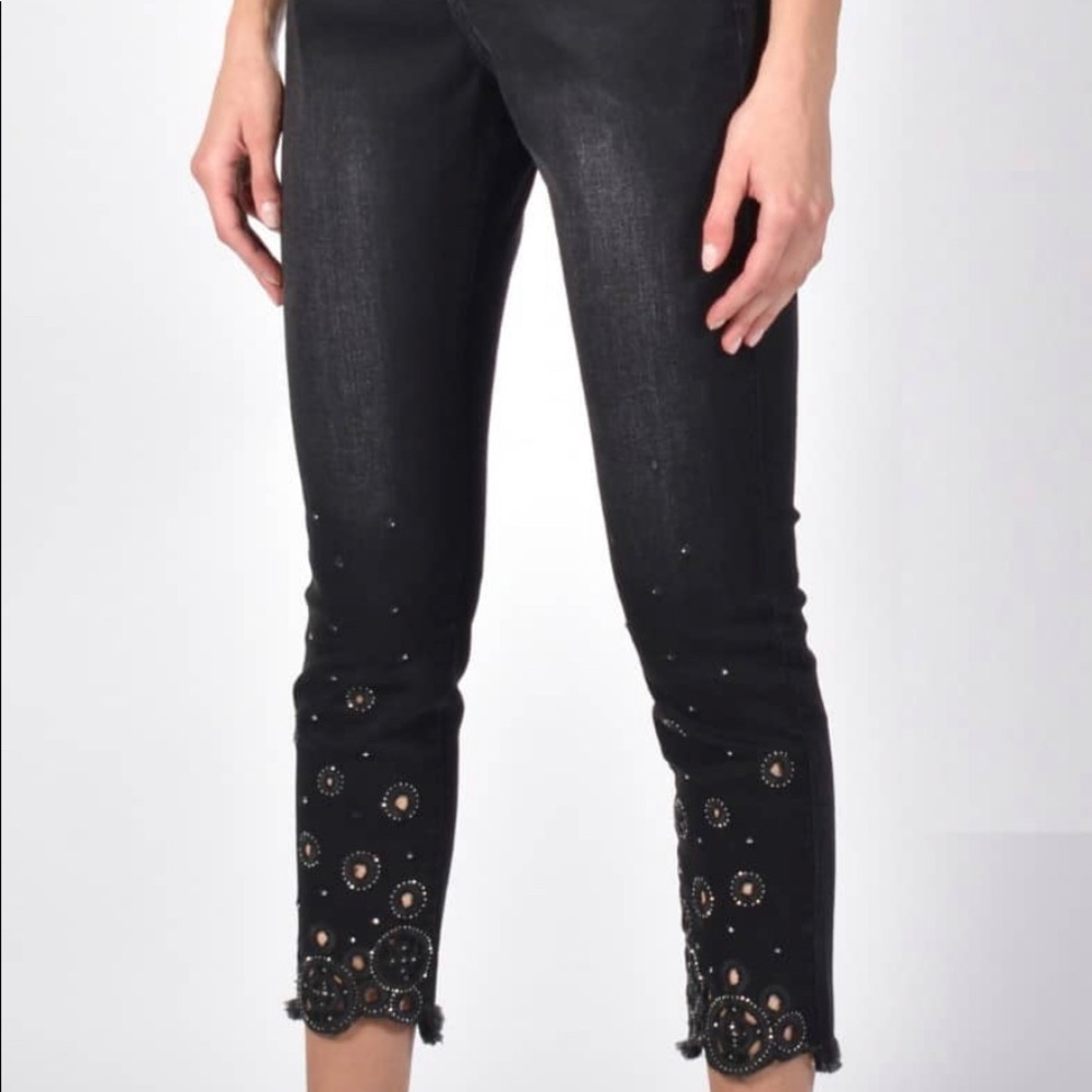 FRANK LYMAN BLACK JEANS - NWOT - SZ M